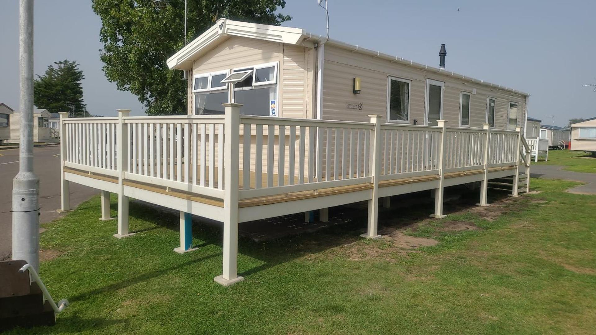 8 Bed Sun Decked Caravan Unlimited High Speed Wifi And Fun At Seawick Holiday Park Clacton-on-Sea Extérieur photo